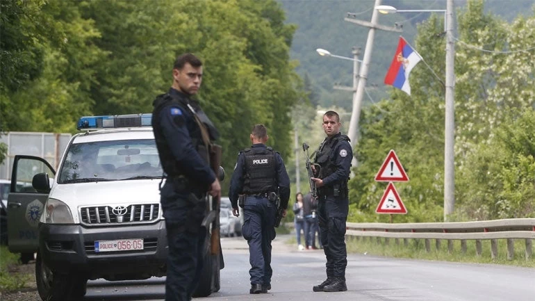 Κόσοβο: Βανδαλισμός ταφικών μνημείων σε σερβικό νεκροταφείο Ορθοδόξων (βίντεο)